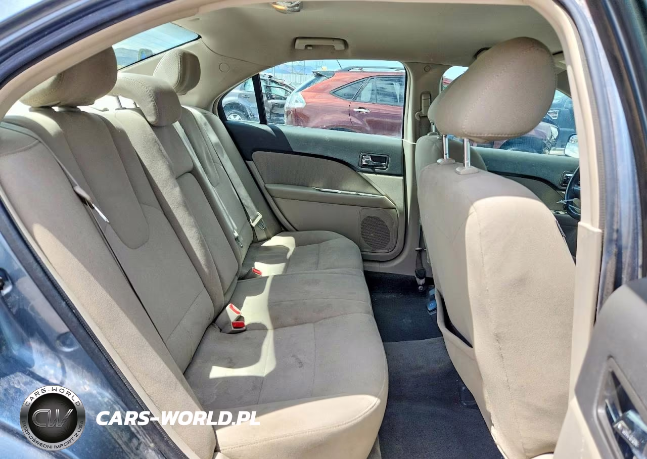 2012 Ford Fusion Hybrid VIN:3FADP0L39CR184691 - 10