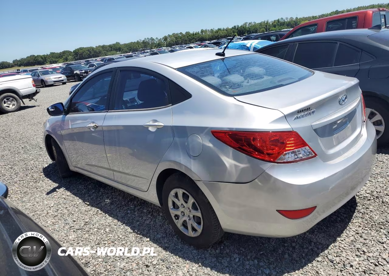 2013 Hyundai Accent Gls VIN:KMHCT4AE8DU332090 - 2