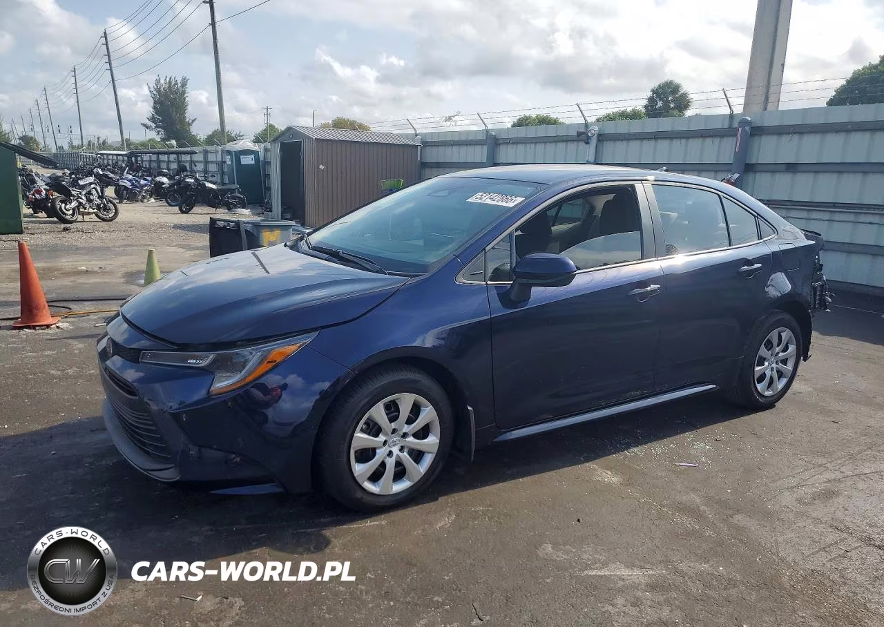2026 Toyota Corolla Le – zdjęcie 1 z 12
