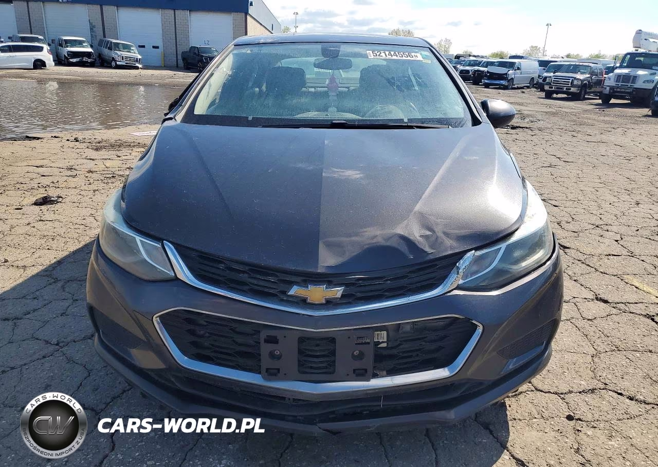 2017 Chevrolet Cruze Lt VIN:1G1BE5SM5H7142492 - 5
