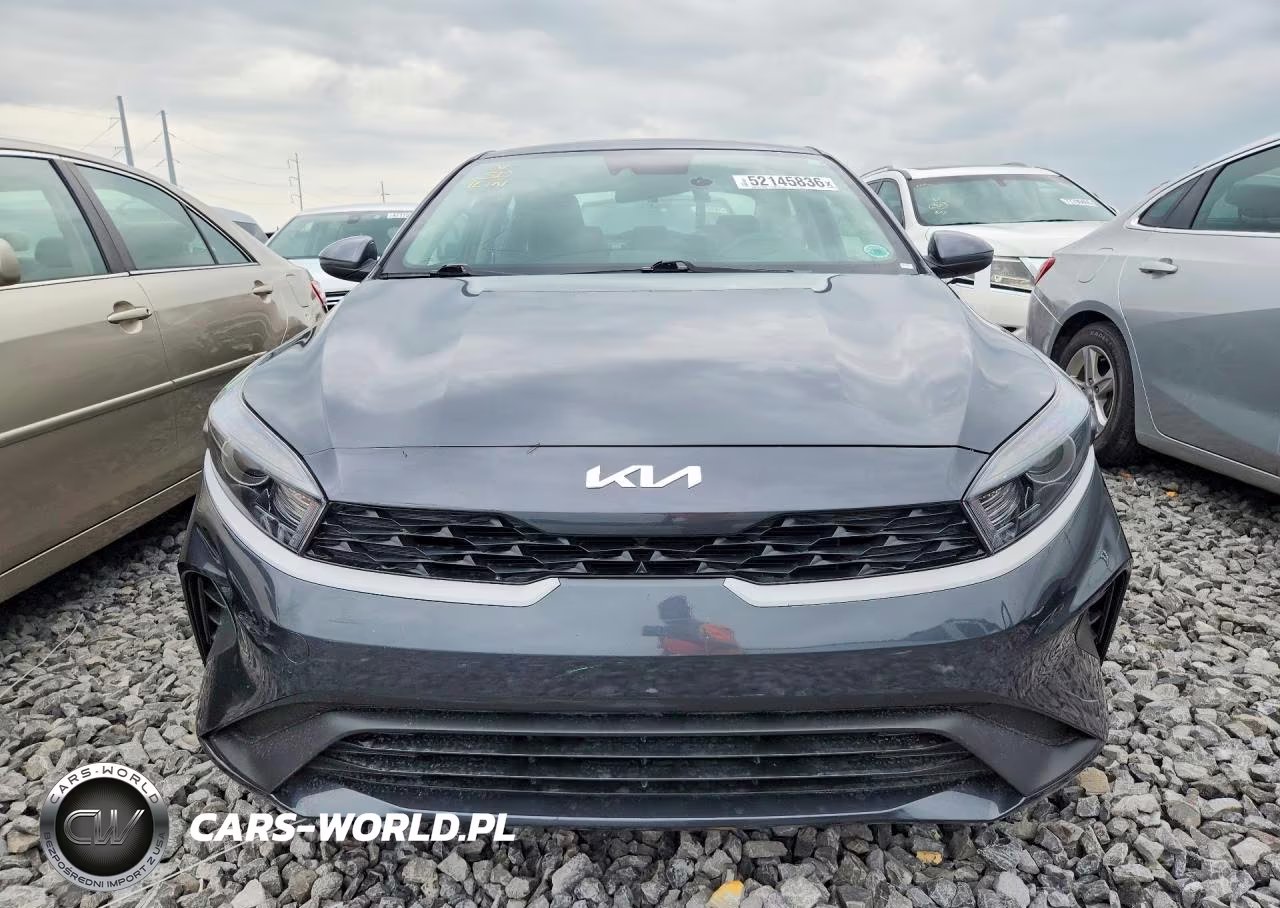 2024 Kia Forte Lxs VIN:3KPF24AD3RE796339 - 5