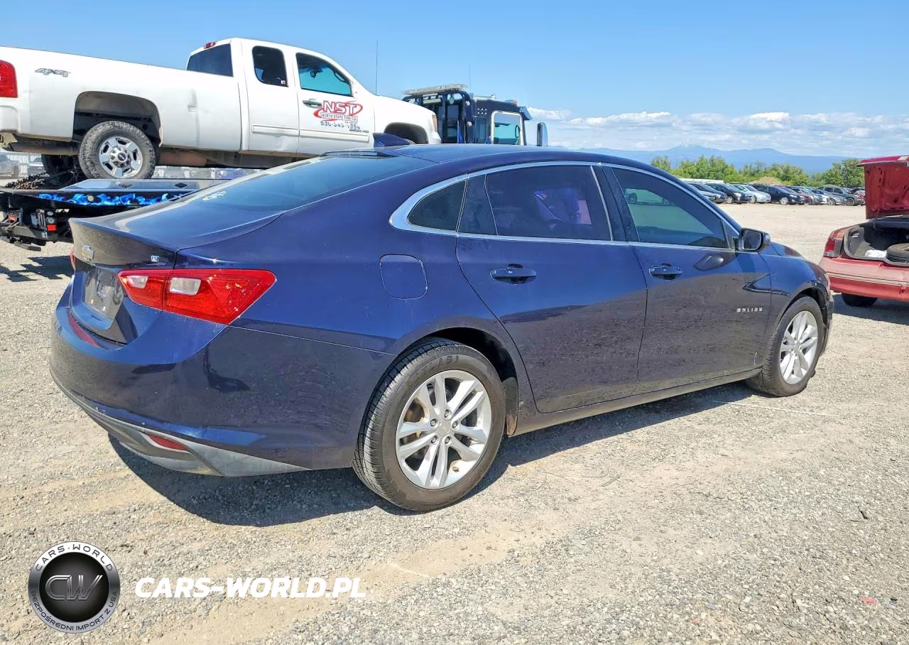 2016 Chevrolet Malibu Lt VIN:1G1ZE5ST5GF205326 - 3