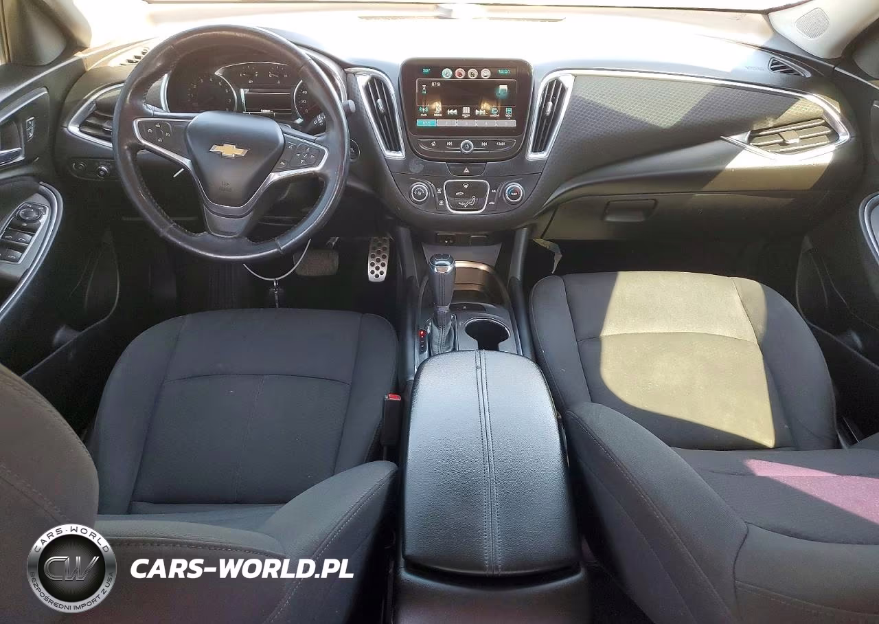 2016 Chevrolet Malibu Lt VIN:1G1ZE5ST5GF205326 - 8
