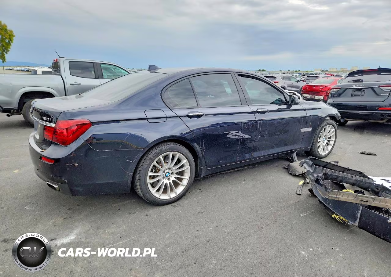2015 BMW 750 Xi VIN:WBAYB6C53FD966137 - 3