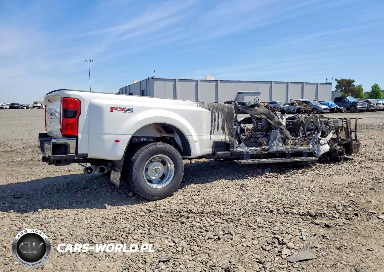 2025 Ford F350 VIN:1FT8W3DT1SED37984 - 3