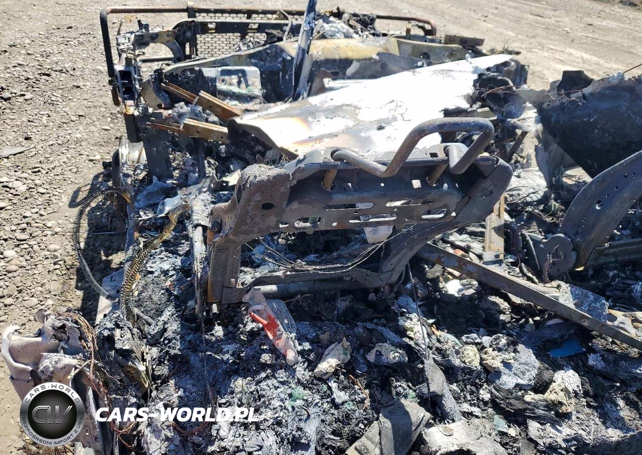 2025 Ford F350 VIN:1FT8W3DT1SED37984 - 8
