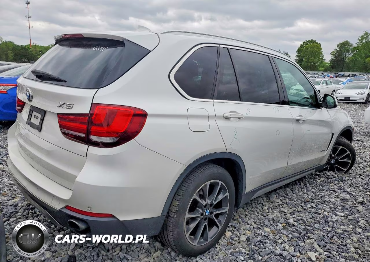 2017 BMW X5 xDrive35I VIN:5UXKR0C38H0V74215 - 3