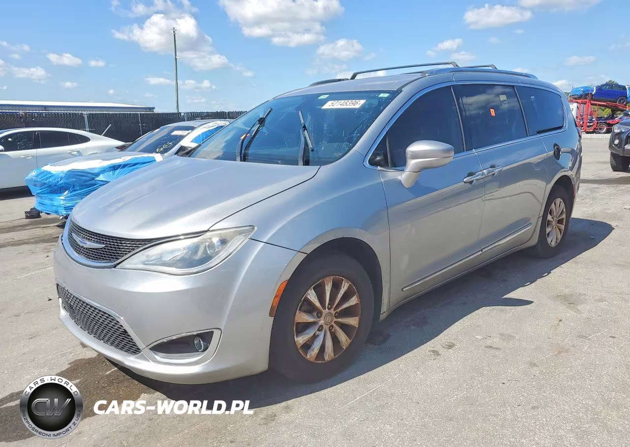 2019 Chrysler Pacifica Touring L