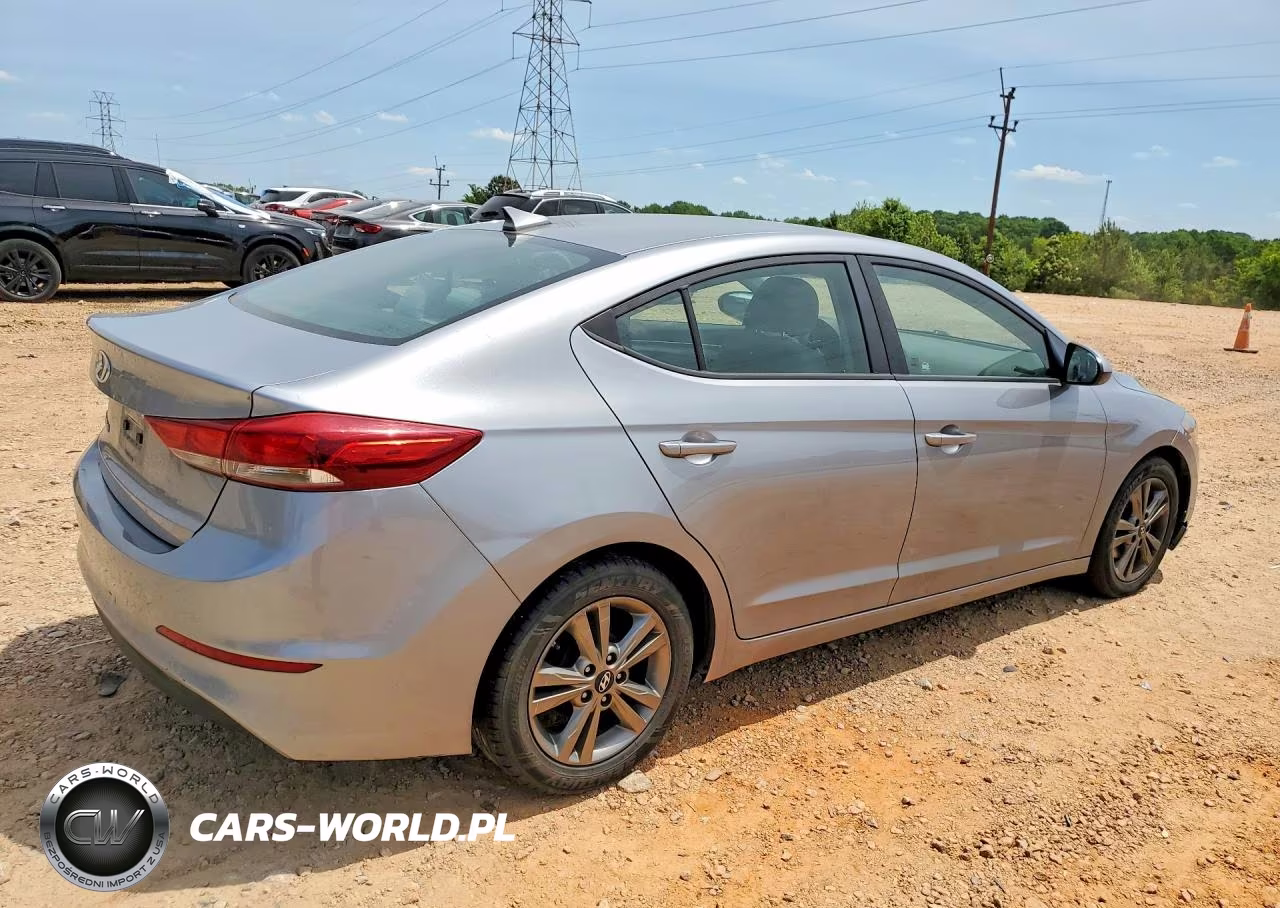 2017 Hyundai Elantra Se VIN:5NPD84LF4HH065305 - 3
