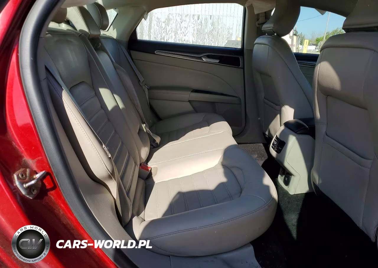 2018 Ford Fusion Se Hybrid VIN:3FA6P0LU7JR143880 - 10