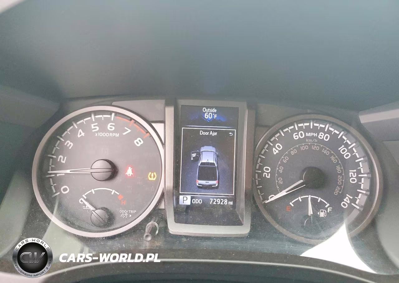 2019 Toyota Tacoma Trd Off-Road VIN:3TMCZ5AN9KM194800 - 9