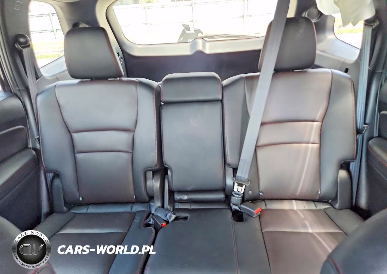 2024 Honda Passport Black Edition VIN:5FNYF8H82RB016323 - 10