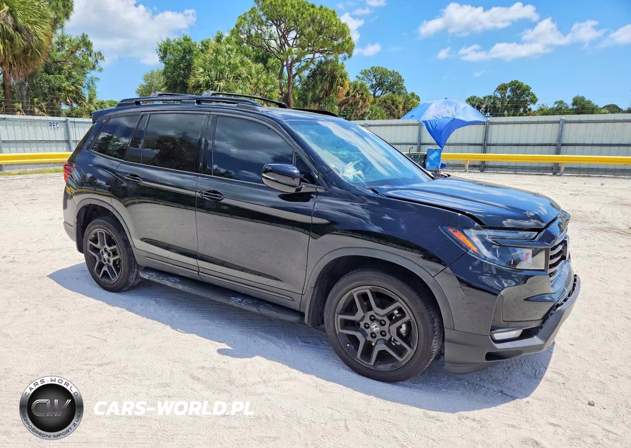 2024 Honda Passport Black Edition VIN:5FNYF8H82RB016323 - 4