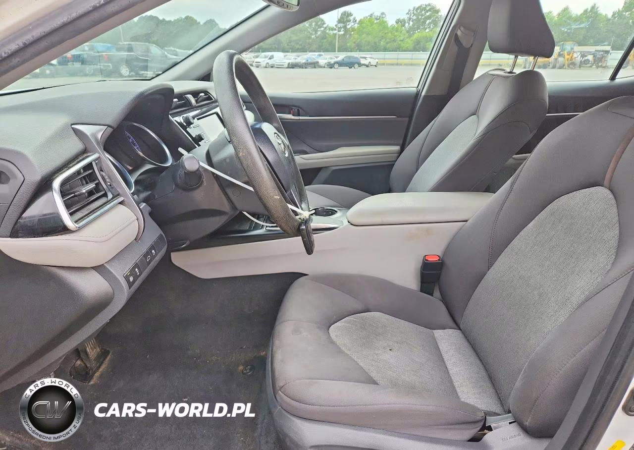 2018 Toyota Camry Le VIN:4T1B11HK2JU676845 - 7