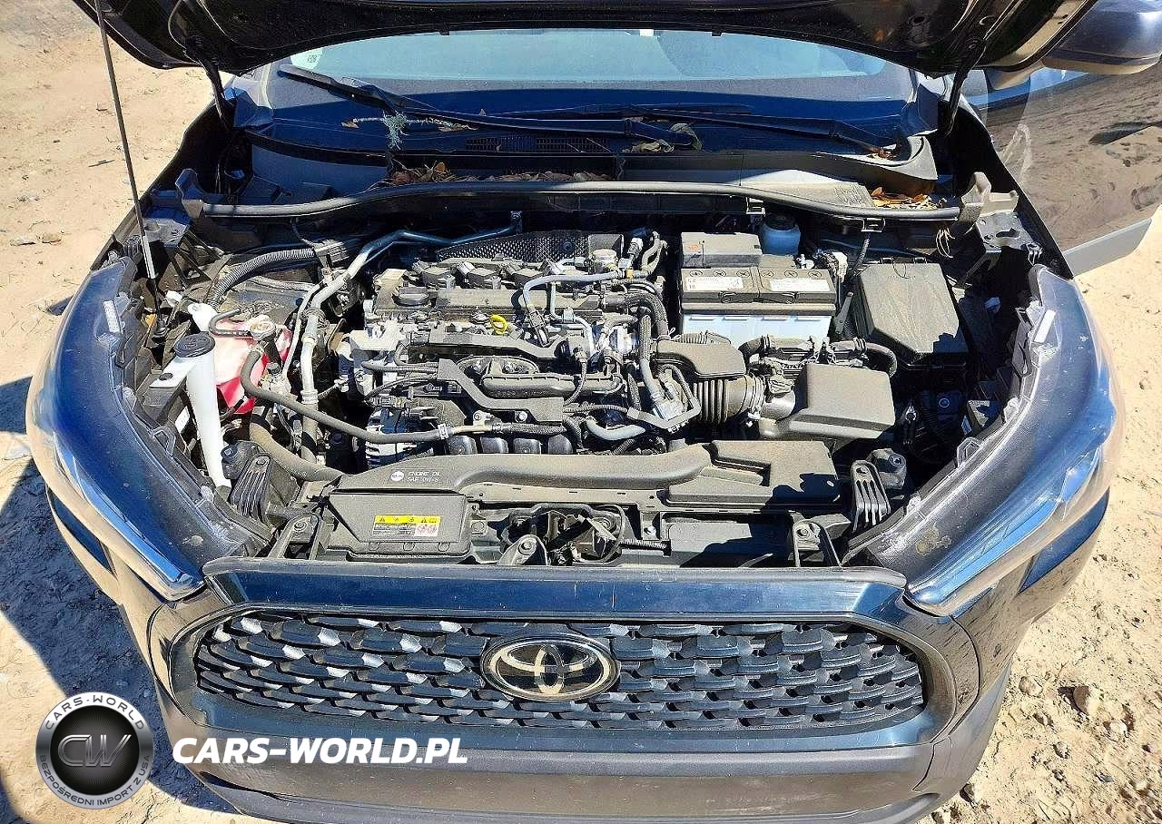 2024 Toyota Corolla Cross L VIN:7MUAAAAG8RV116095 - 12