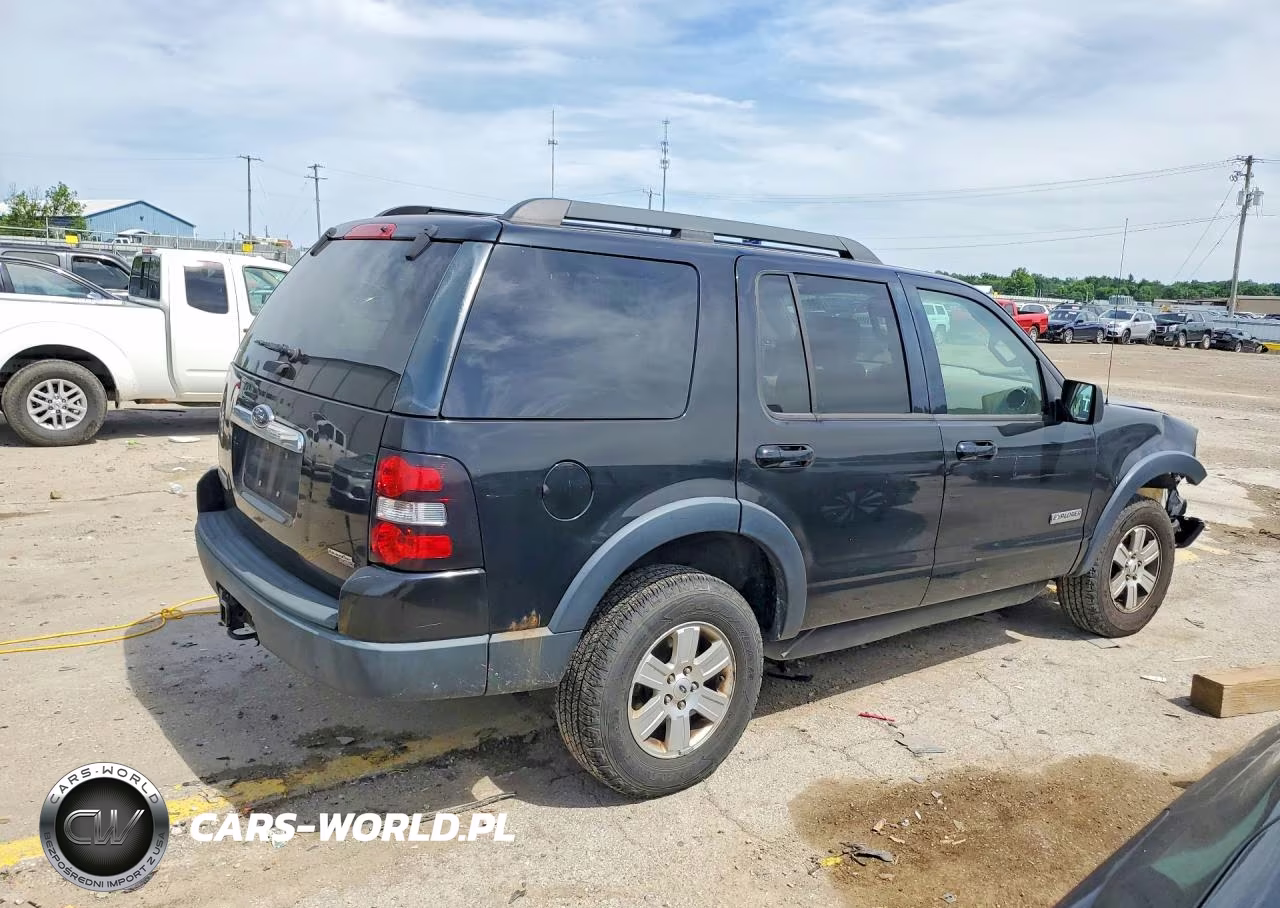 2007 Ford Explorer Xlt VIN:1FMEU73EX7UA52695 - 3
