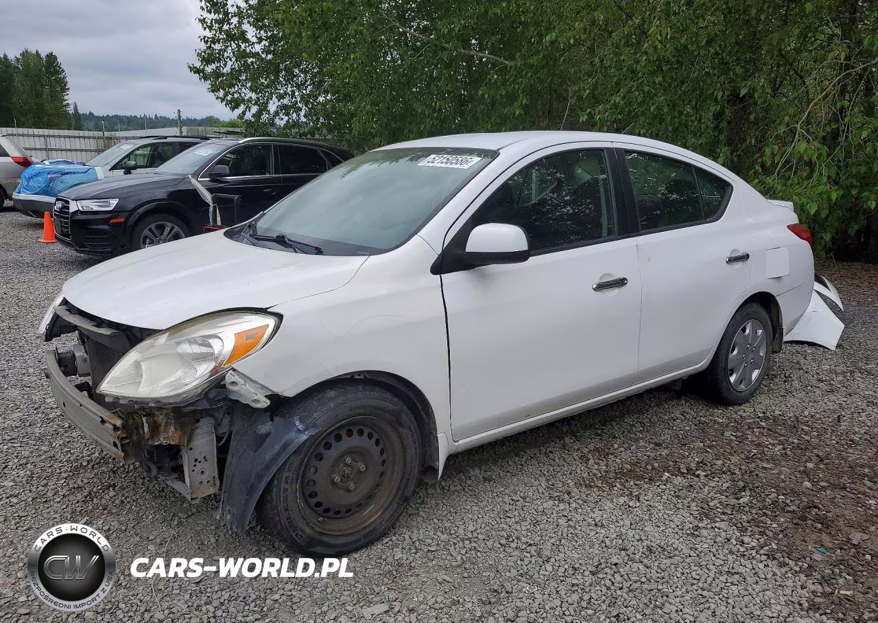 2013 Nissan Versa 1.6 S