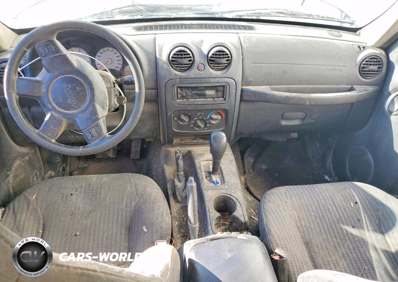 2004 Jeep Liberty Sport VIN:1J4GL48K64W245935 - 8