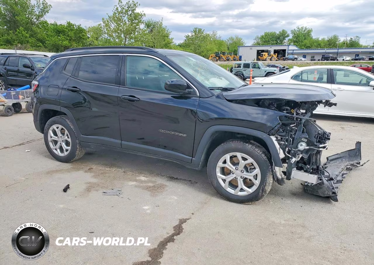 2024 Jeep Cherokee VIN:3C4NJDBN3RT133077 - 4