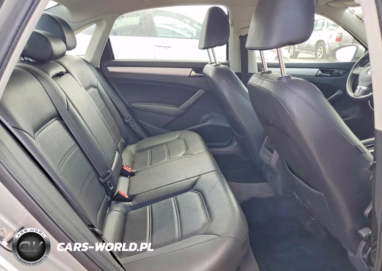 2012 Volkswagen Passat Se VIN:1VWBP7A31CC081693 - 10