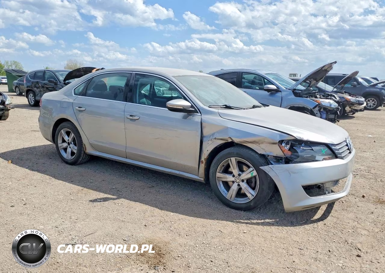 2012 Volkswagen Passat Se VIN:1VWBP7A31CC081693 - 4