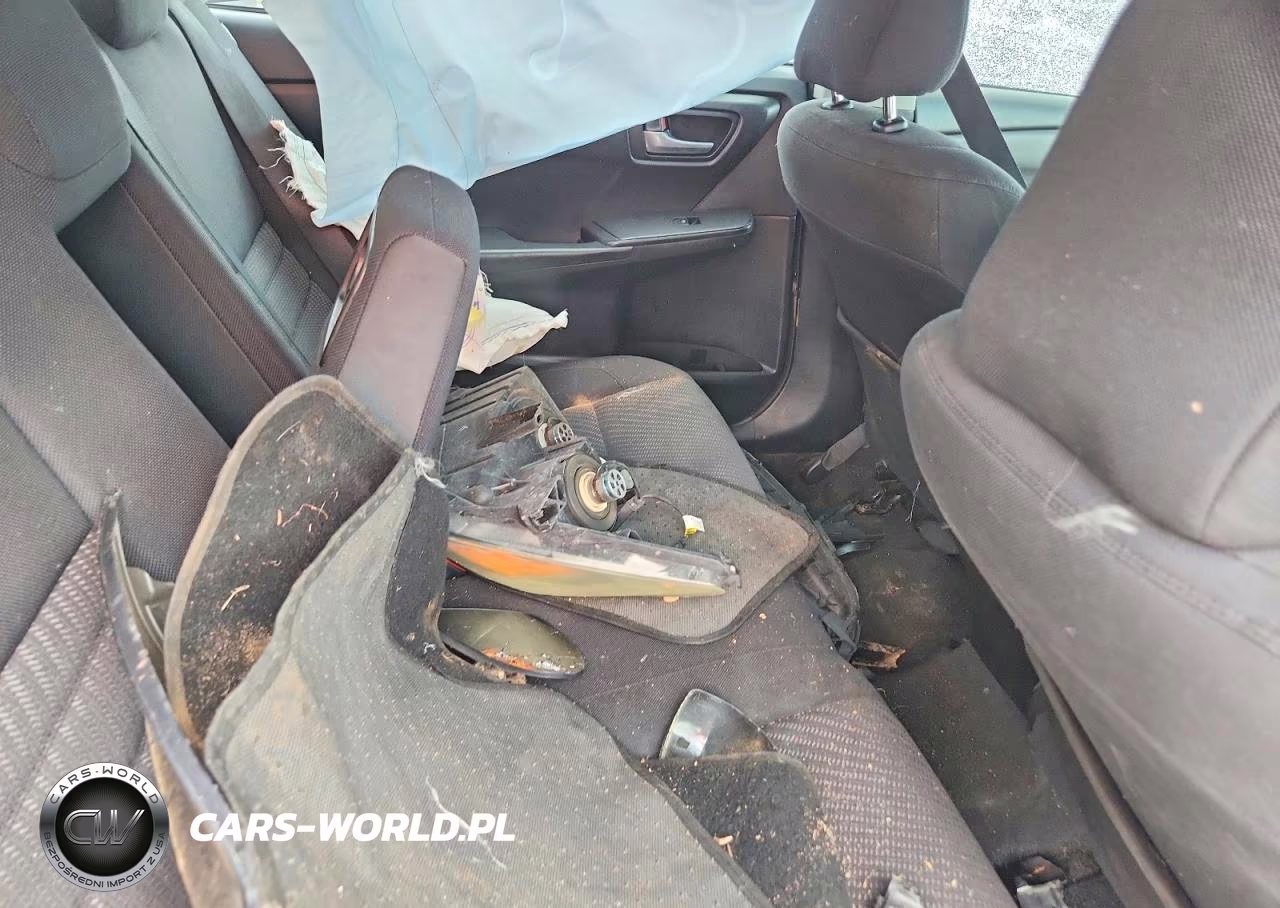 2015 Toyota Camry VIN:4T1BF1FK4FU934679 - 12