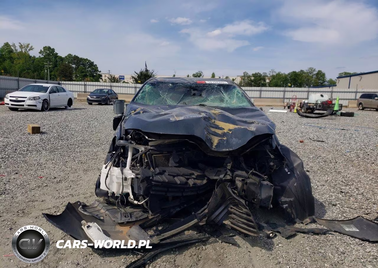 2015 Toyota Camry VIN:4T1BF1FK4FU934679 - 5