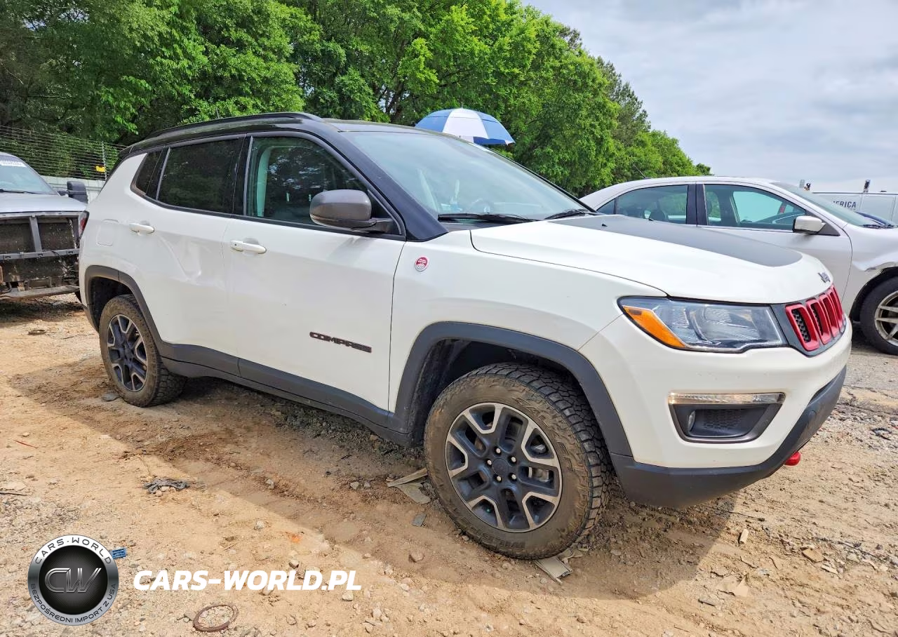 2019 Jeep Compass Trailhawk VIN:3C4NJDDB3KT723191 - 4
