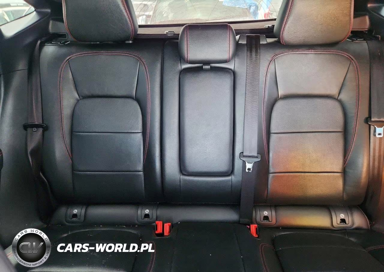 2020 Jaguar E-Pace Checkered Flag VIN:SADF12FX2L1Z90143 - 10