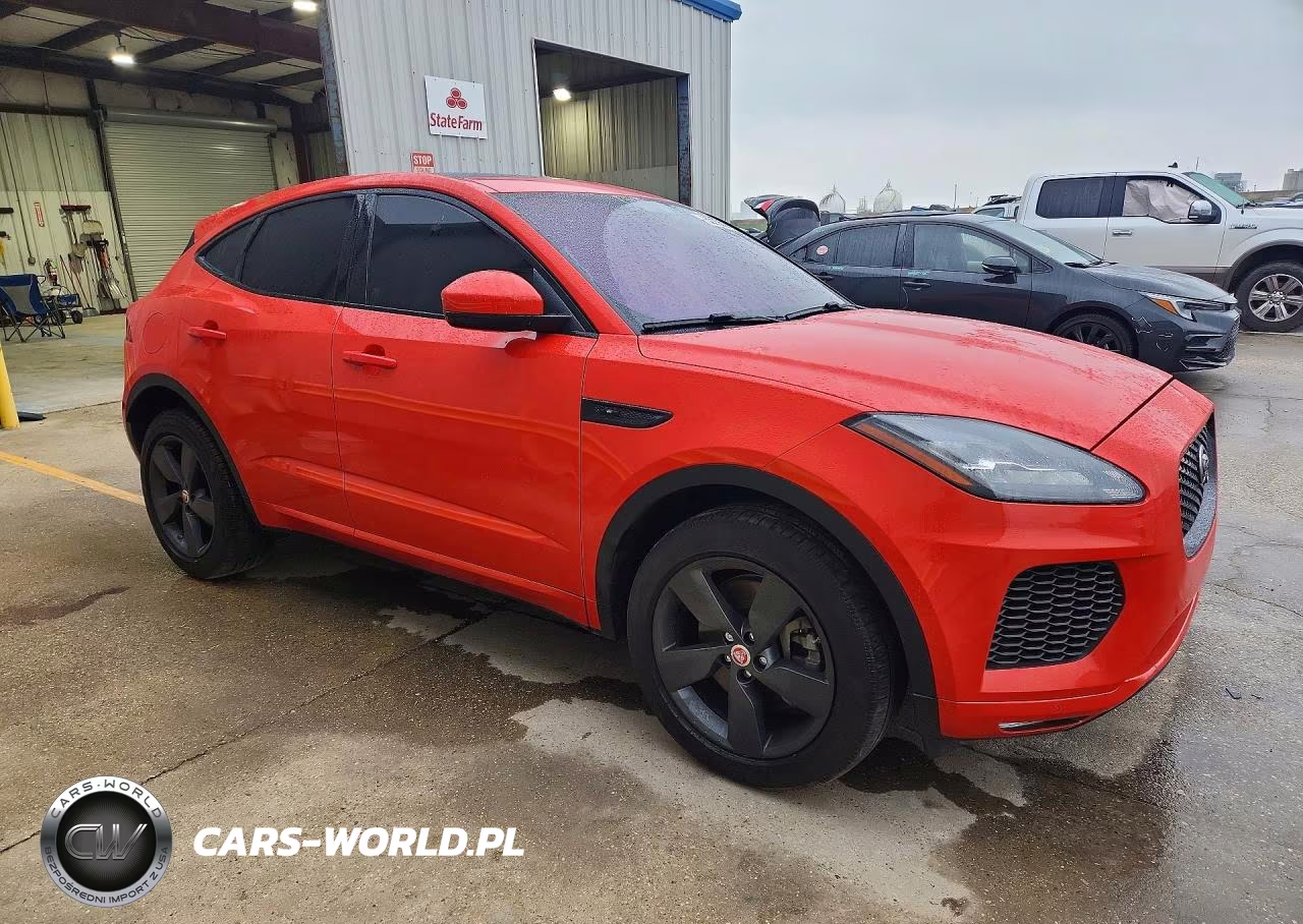 2020 Jaguar E-Pace Checkered Flag VIN:SADF12FX2L1Z90143 - 4