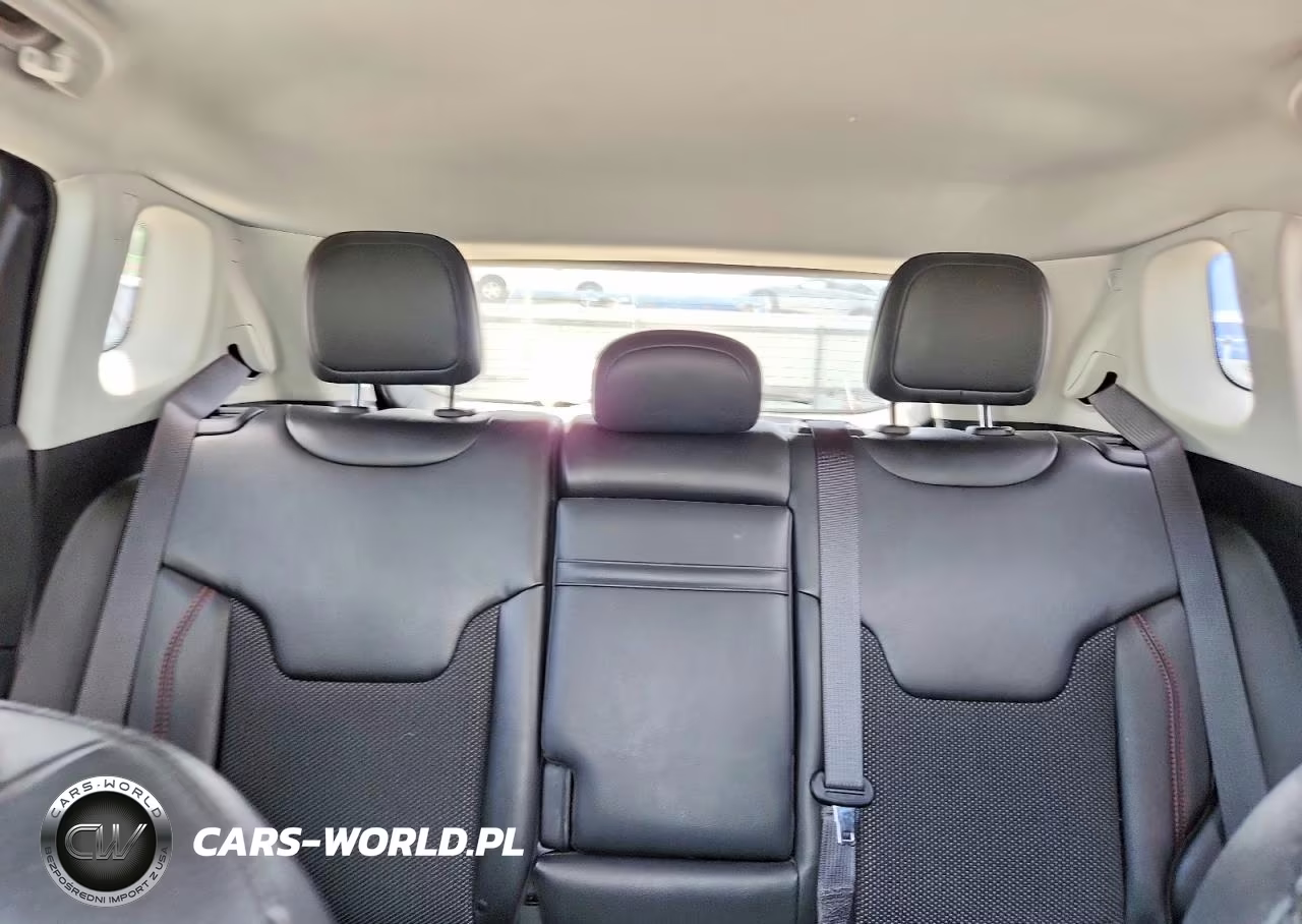 2019 Jeep Compass Trailhawk VIN:3C4NJDDB4KT790382 - 10