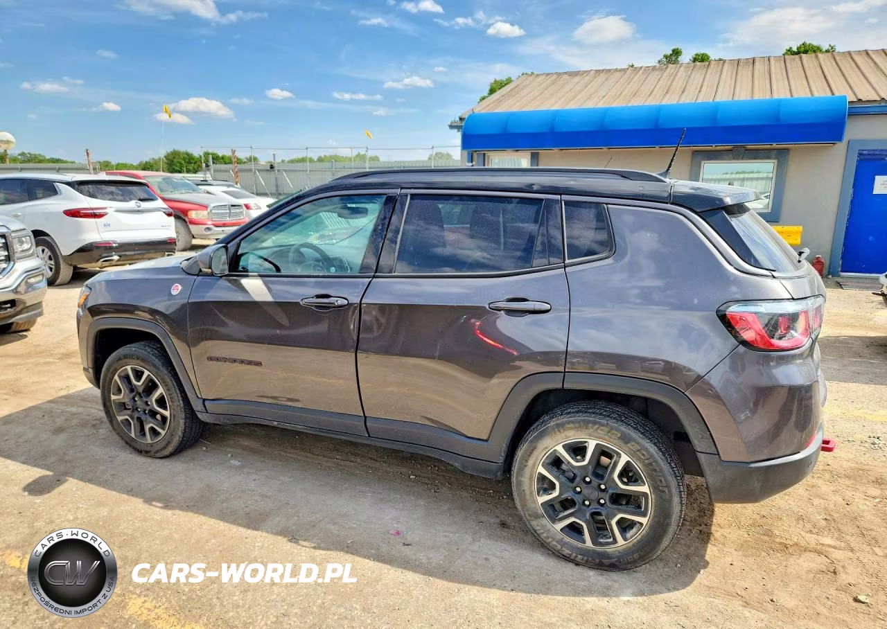 2019 Jeep Compass Trailhawk VIN:3C4NJDDB4KT790382 - 2