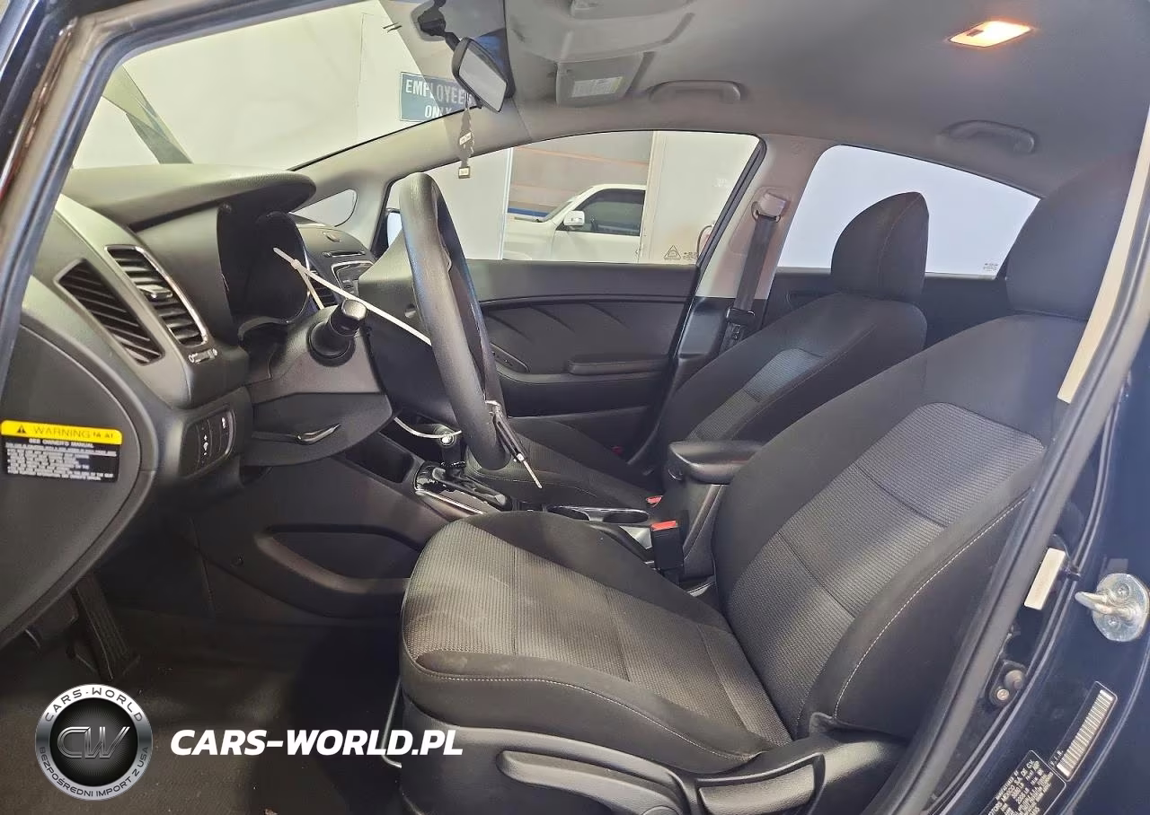 2017 Kia Forte Lx VIN:3KPFK4A72HE129495 - 7