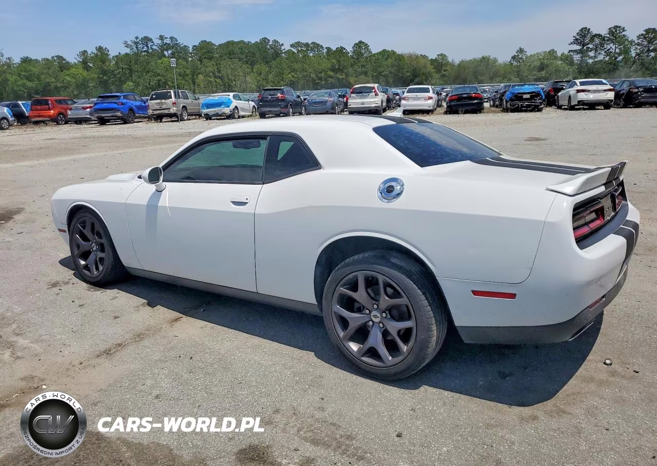2018 Dodge Challenger Sxt VIN:2C3CDZAG1JH331334 - 2