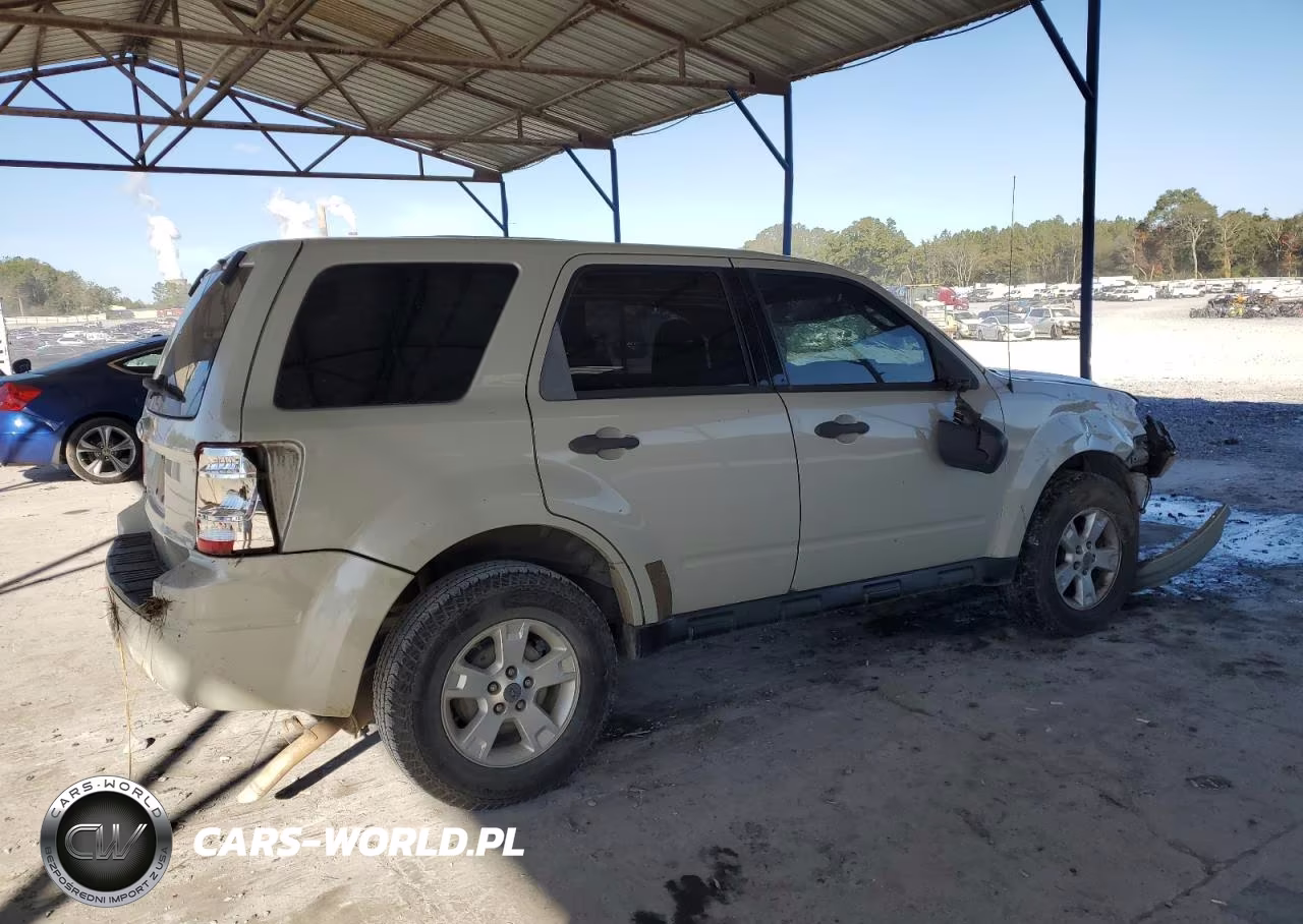 2009 Ford Escape Xls VIN:1FMCU02719KA75427 - 3