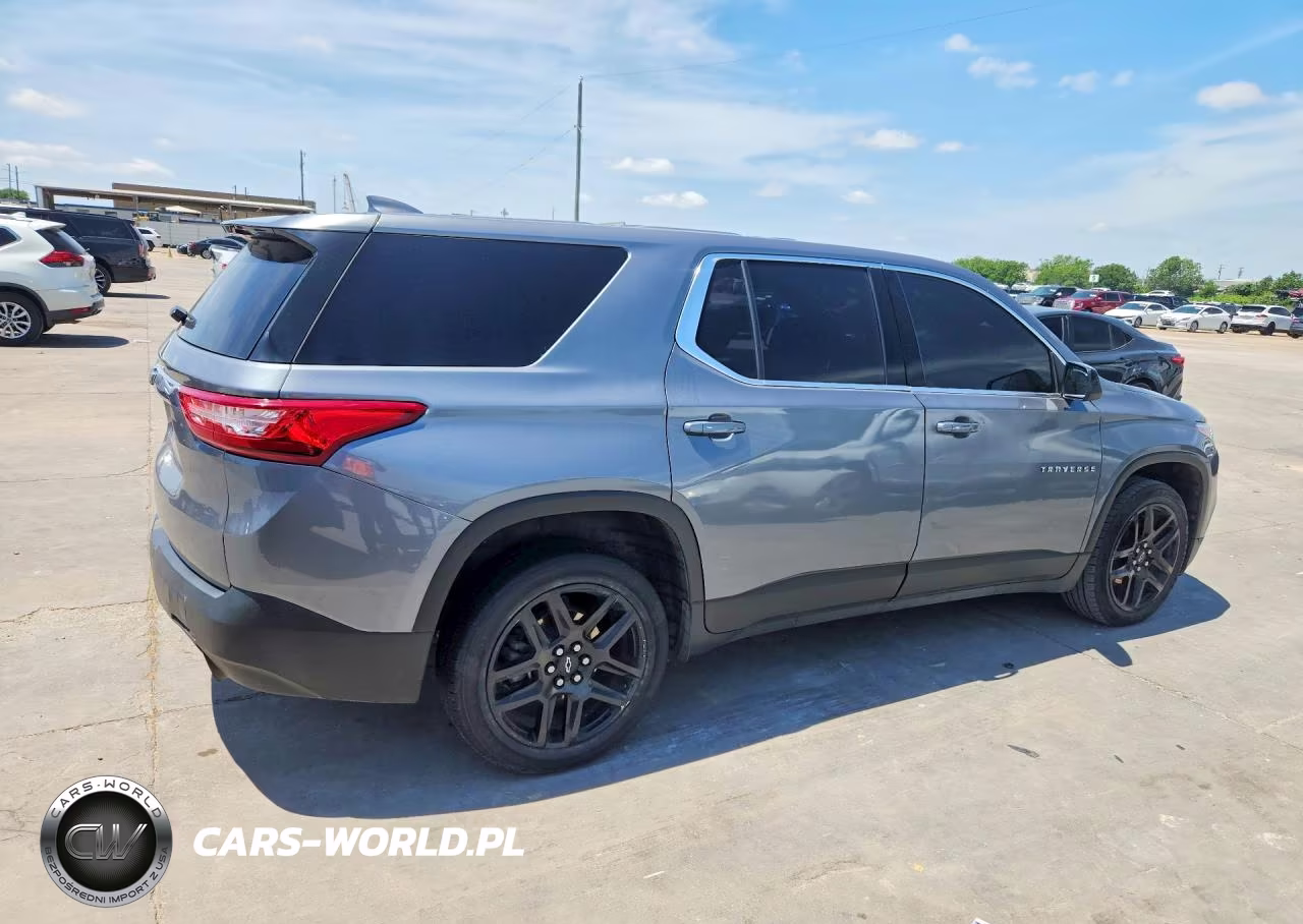 2021 Chevrolet Traverse Ls VIN:1GNERFKW7MJ125262 - 3