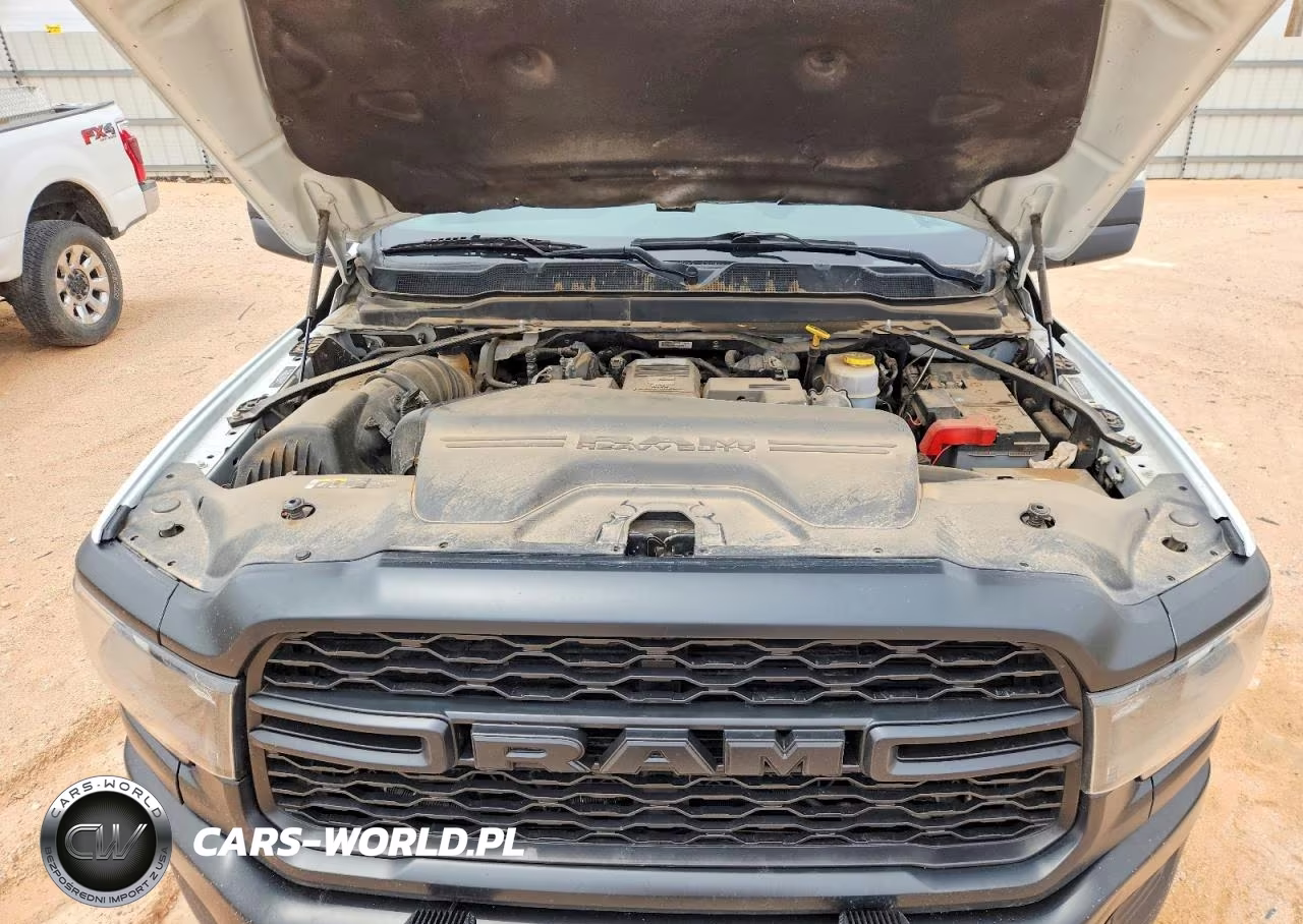 2024 Ram 3500 Tradesman VIN:3C63RRGL7RG109921 - 11