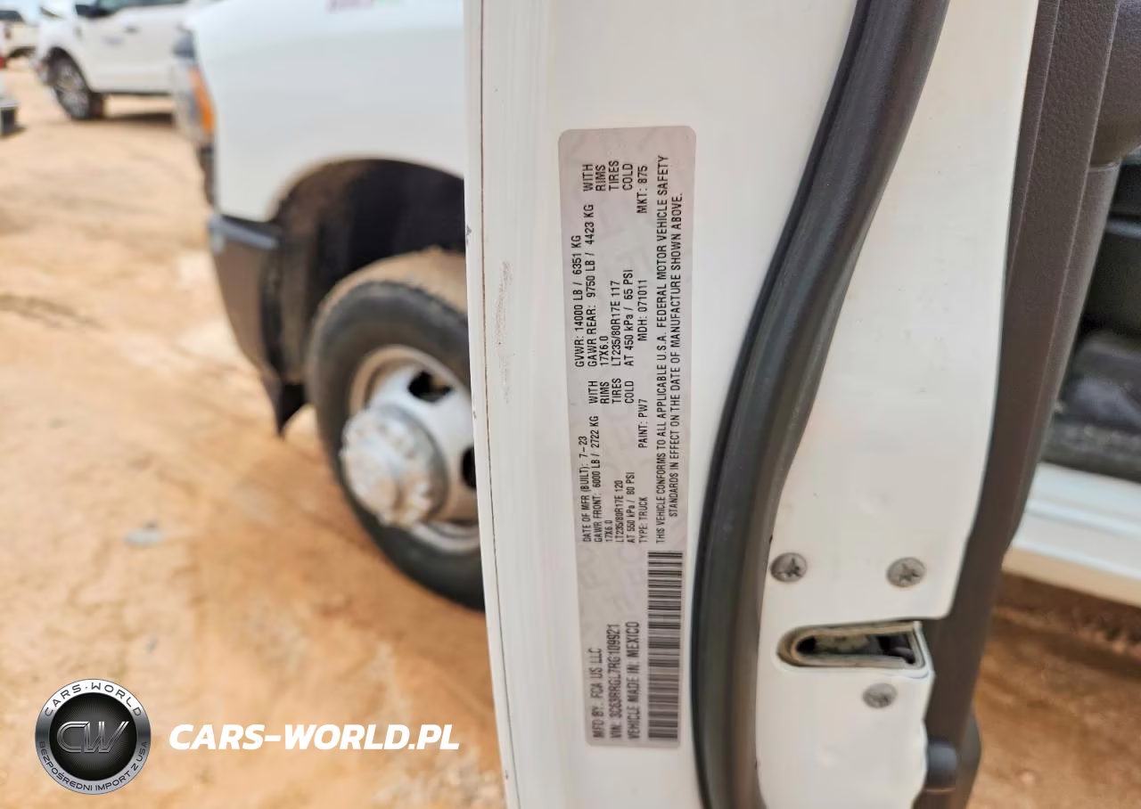 2024 Ram 3500 Tradesman VIN:3C63RRGL7RG109921 - 12