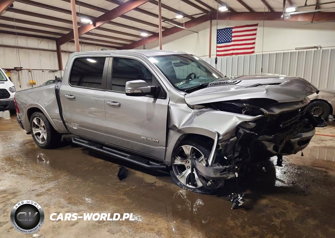 2021 Ram 1500 Laramie VIN:1C6SRFJT2MN669140 - 4