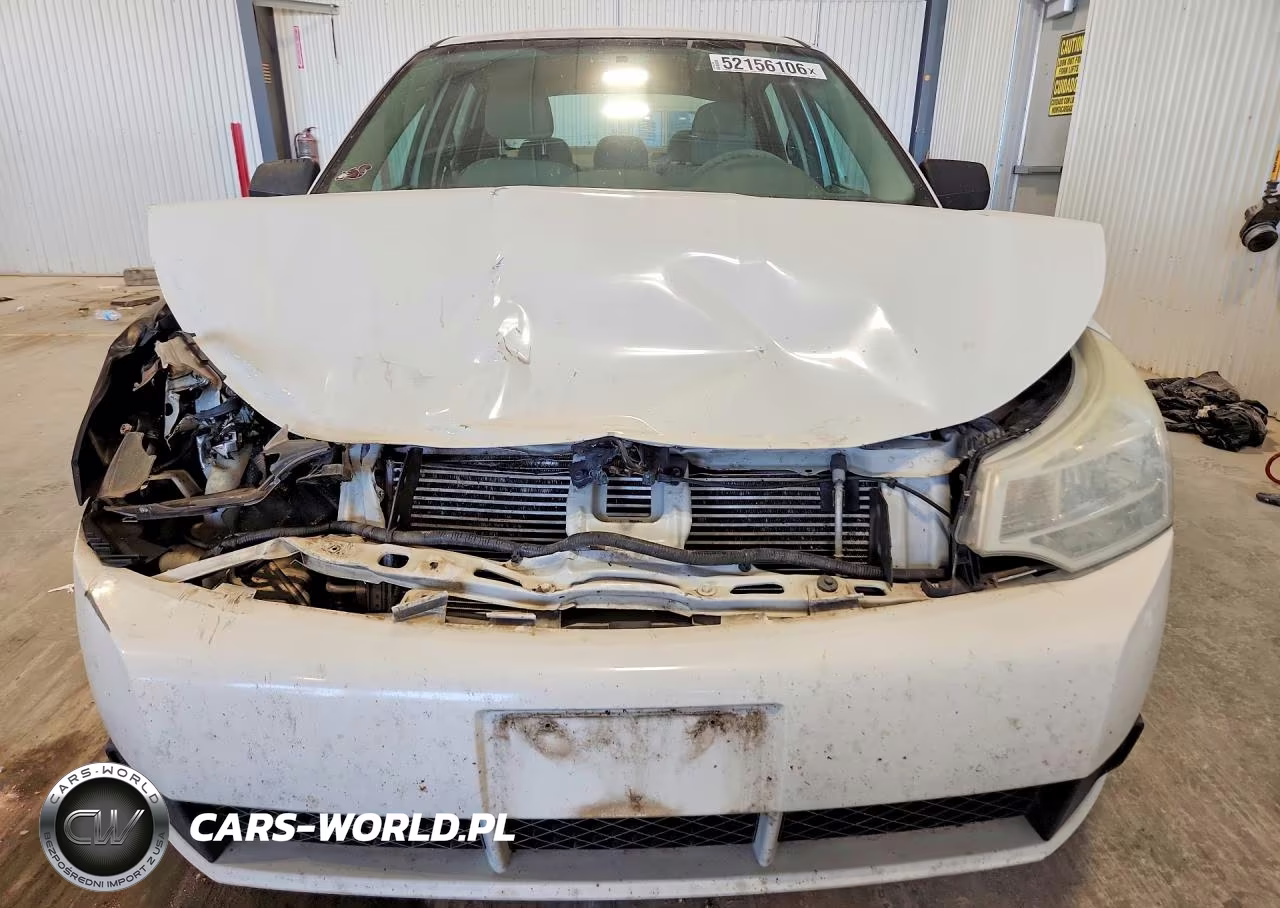 2010 Ford Focus S VIN:1FAHP3EN7AW140913 - 5