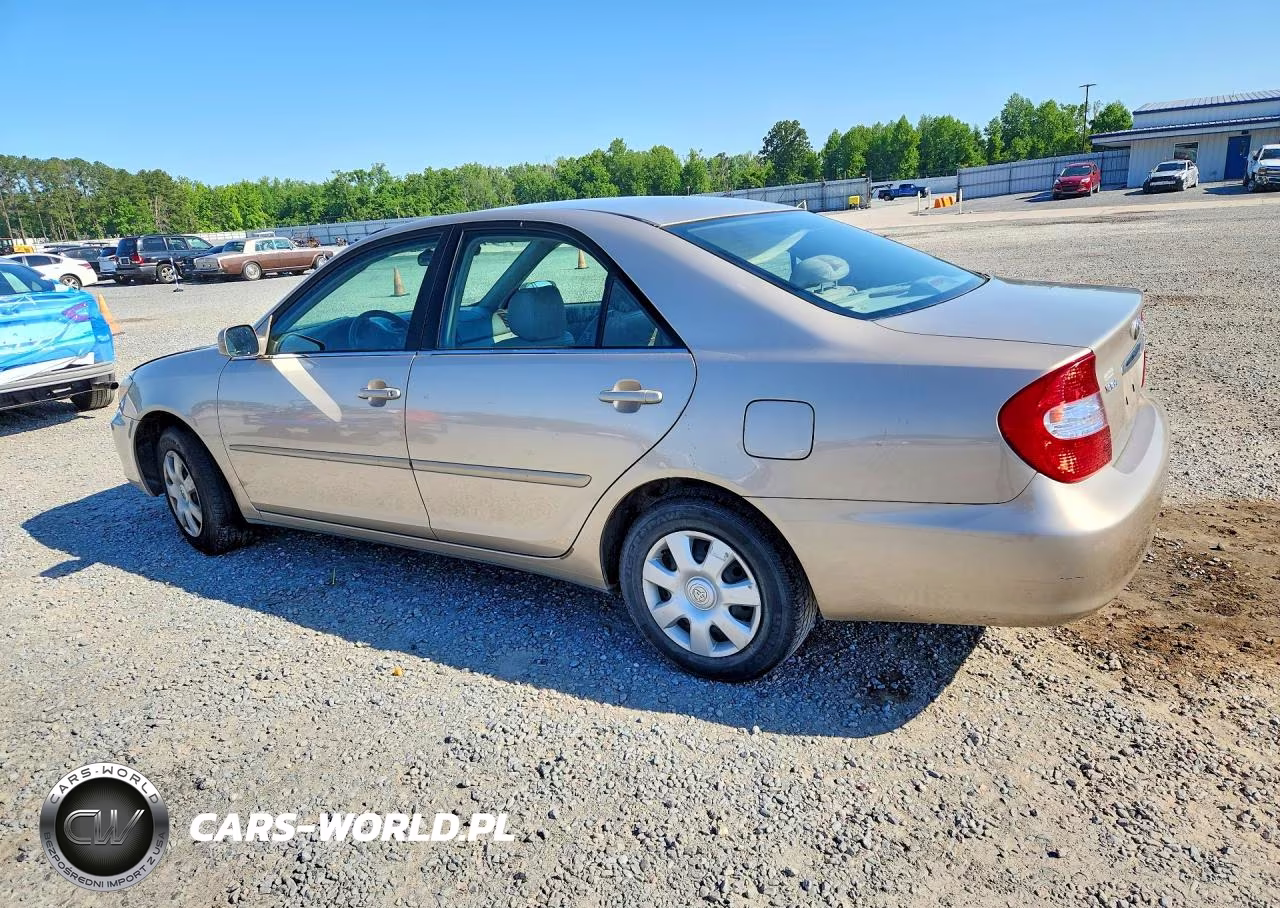 2002 Toyota Camry Le VIN:4T1BE32K42U515956 - 2