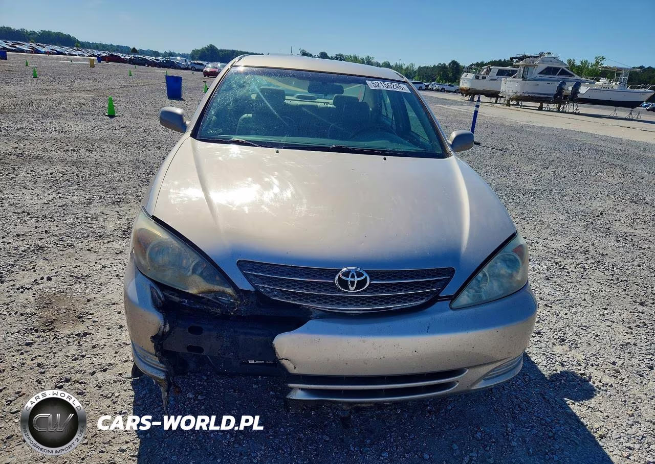 2002 Toyota Camry Le VIN:4T1BE32K42U515956 - 5