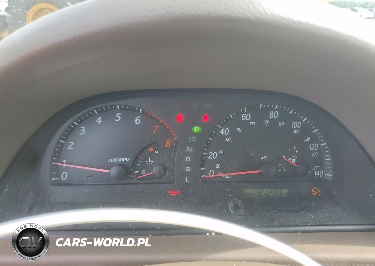 2002 Toyota Camry Le VIN:4T1BE32K42U515956 - 9