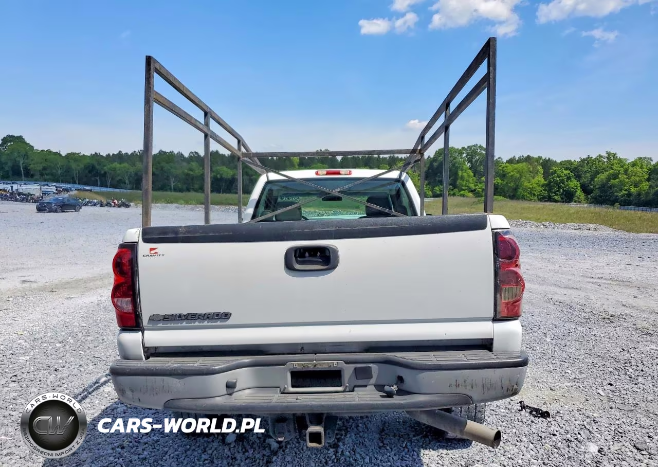 2006 Chevrolet Silverado C2500 Heavy Duty VIN:1GCHC24U06E108908 - 6