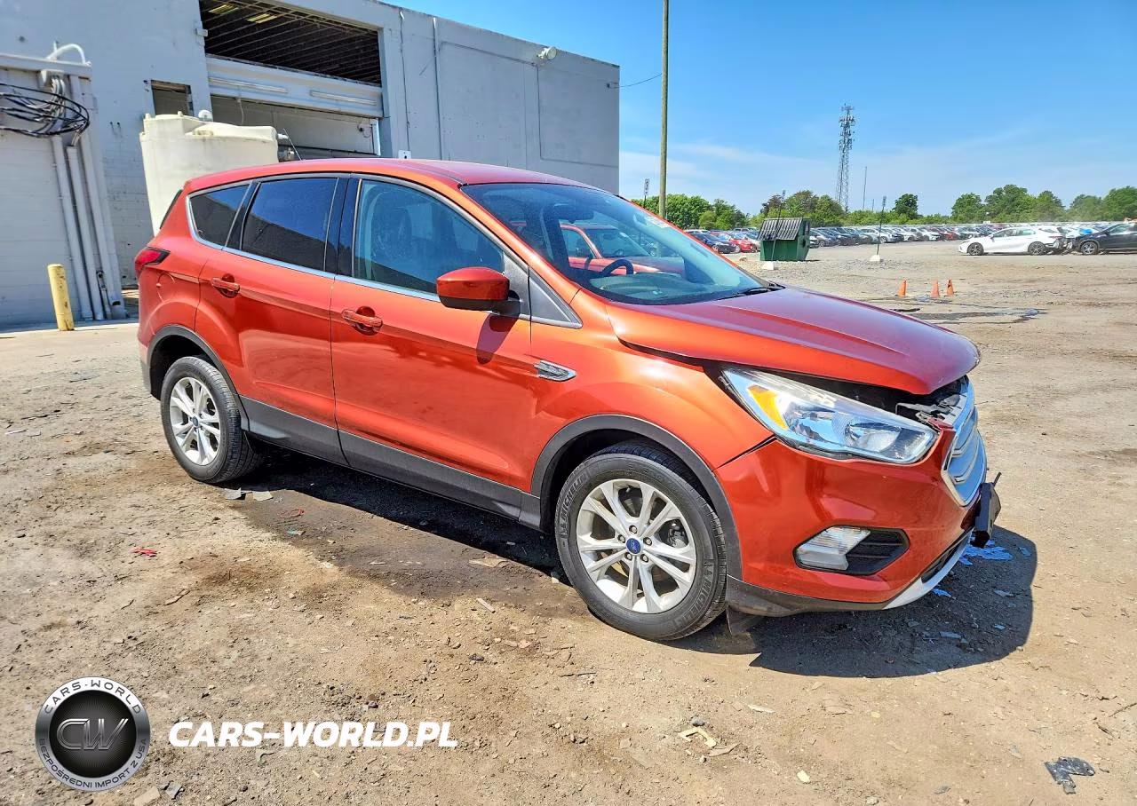 2019 Ford Escape Se VIN:1FMCU0GD3KUB48807 - 4