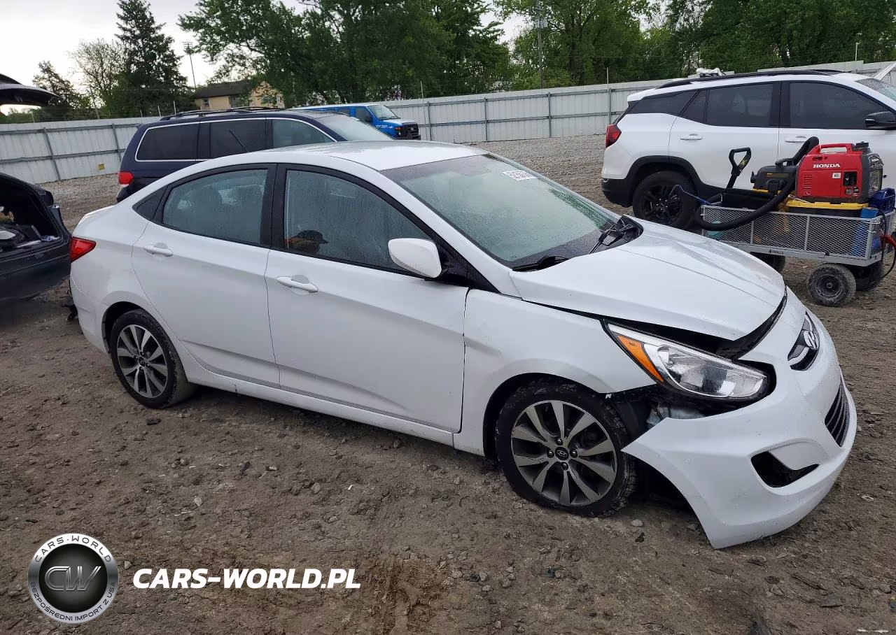 2017 Hyundai Accent Se VIN:KMHCT4AE7HU358380 - 4
