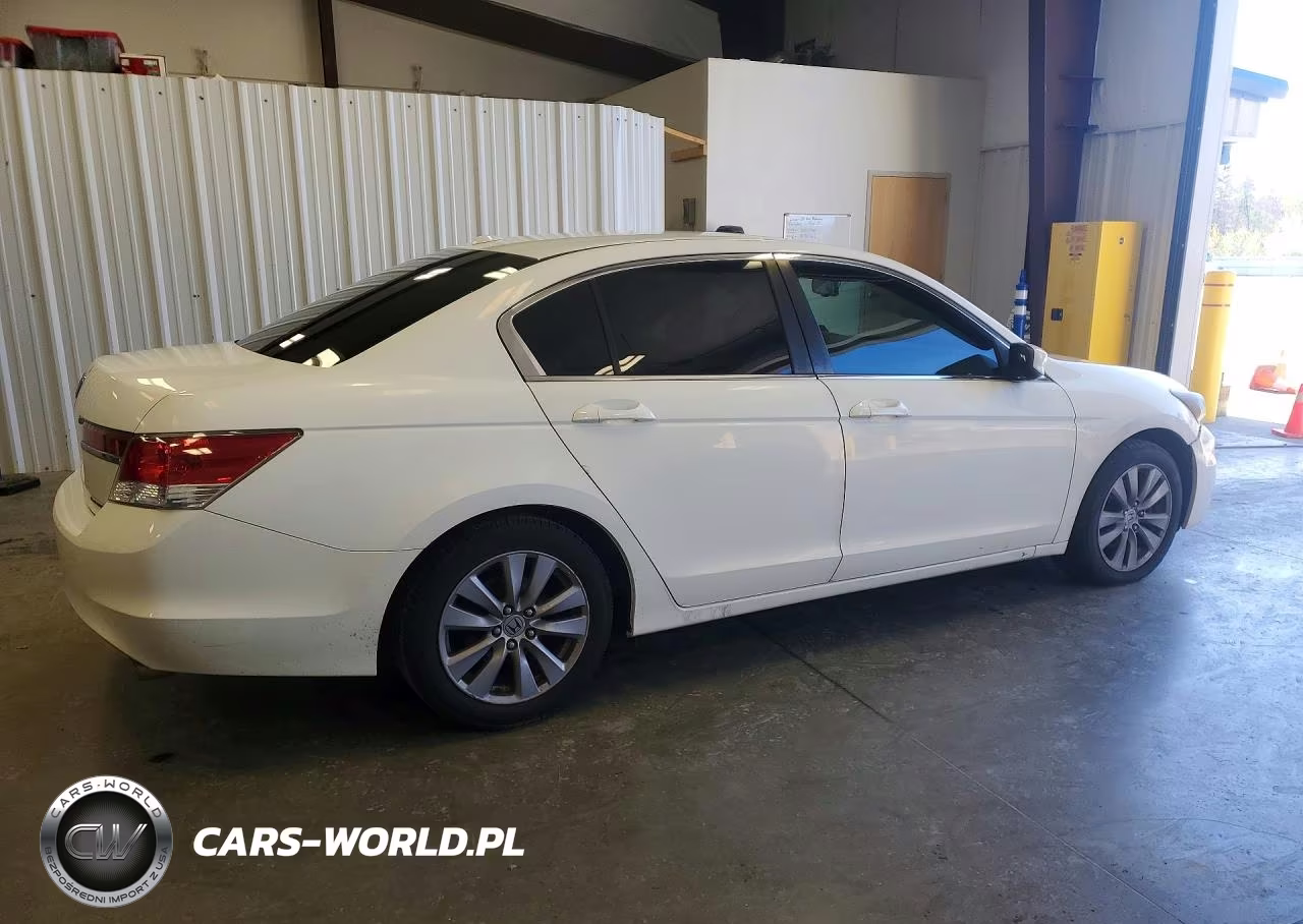 2011 Honda Accord Exl VIN:1HGCP2F83BA009498 - 3