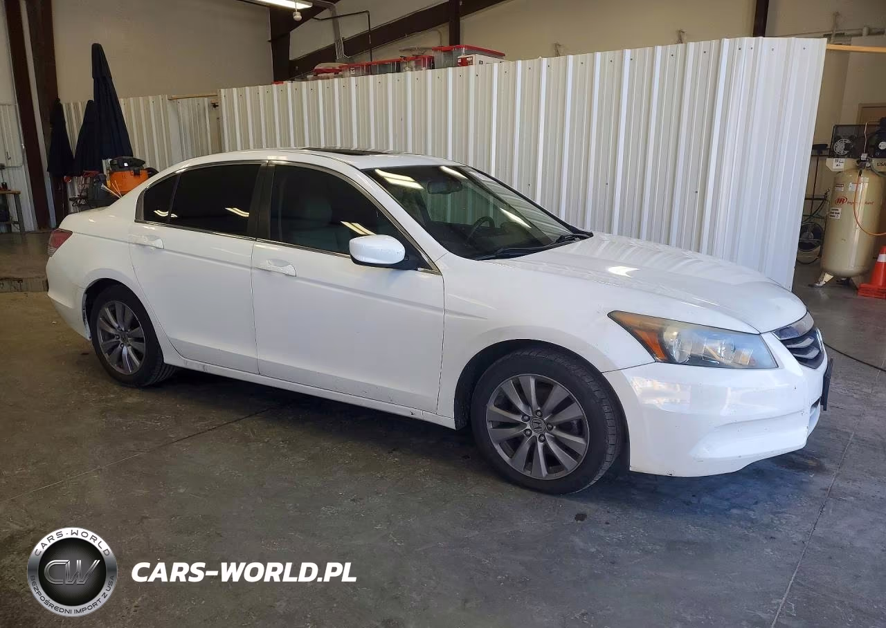 2011 Honda Accord Exl VIN:1HGCP2F83BA009498 - 4