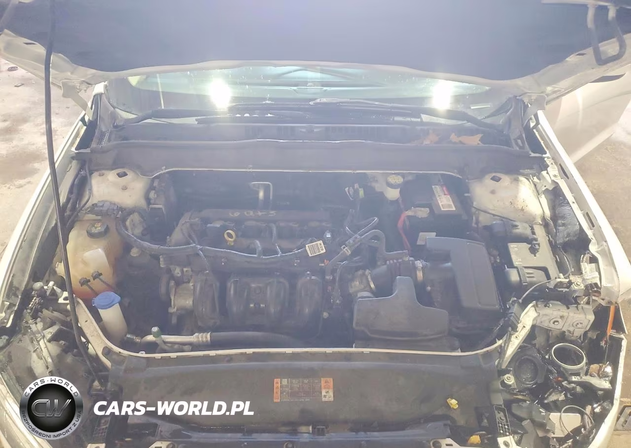 2018 Ford Fusion S VIN:3FA6P0G7XJR139455 - 11