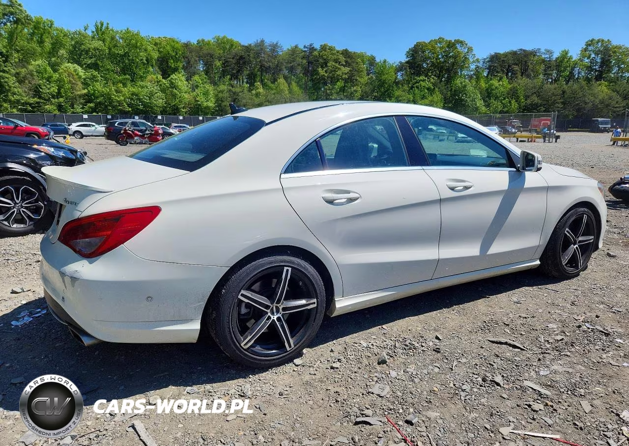 2014 Mercedes-Benz Cla 250 VIN:WDDSJ4EB3EN046588 - 3